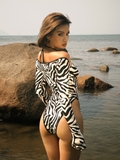SISTERS Swimsuit ánh kim Amadea