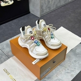 LV Archlight Sneaker Mỏ Vịt Trắng Kem