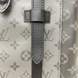 Balo LV Christopher Monogram Eclipse “Black Grey”
