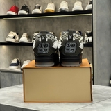 Louis Vuittion LV Skate Grey White Da Thật