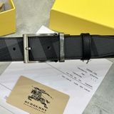 Dây Lưng Burberry Kẻ Đen Khoá Cài