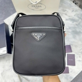 Túi Đựng ĐT Prada Best Quality