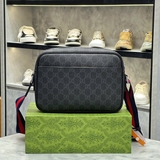 Túi Đeo Chéo Gucci