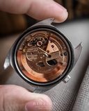 Omega Constellation C-shape Linen Dial 168.027