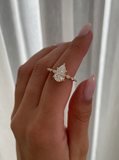 Nhẫn Kim Cương Pear - Accent Band