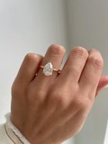 Nhẫn Kim Cương Classic Pear