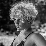 ILFORD DELTA 100 Professional - BW Film - 8-16exp - 120 Film - ISO 100