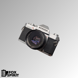 Konica Autoreflex T3 - Lens 50mm f/1.7 - 135mm camera