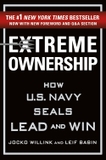 Extreme Ownership: How U.S. Navy SEALs Lead and Win (New Edition) (Extreme Ownership Series, 1)