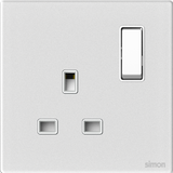 Bộ Ổ Cắm Đơn Kiểu Anh Kèm Công Tắc 2 Cực (13A 250V) Vuông Màu Trắng Simon M7 Gem Diamond White Mã 661383G-4F