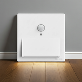 Bộ Đèn Chân Tường Cảm Biến Vuông Màu Trắng Simon S6 58E732 - đèn chân tường cảm biến tự động bật tắt