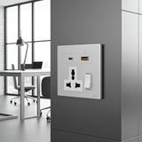 Bộ Ổ Cắm Đa Năng Kèm Sạc USB A+C Và Công Tắc Vuông Màu Trắng Simon M7 Gem Diamond White Mã 66E7253G-4F- bền bỉ và loại bỏ hoàn toàn hiện tượng phản chiếu ánh sáng gây chói mắt.
