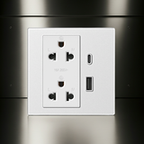 Bộ Ổ Cắm Đôi Đa Năng Kèm Sạc USB A+C Vuông Màu Trắng Simon M7 Gem Diamond White Mã 66E7251G-4F-bề mặt đạt độ cứng hoàn hảo, bền bỉ và loại bỏ hoàn toàn hiện tượng phản chiếu ánh sán.