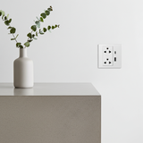 Bộ Ổ Cắm Đôi Đa Năng Kèm Sạc USB A+C Vuông Màu Trắng Simon M7 Gem Diamond White Mã 66E7251G-4F-dễ dàng phối hợp với các không gian nội thất hiện đại và tối giản.