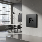 Bộ Ổ Cắm Schuko Vuông Màu Xám Simon M7 Gem Diamond Gray Mã 661687G-4D-Công nghệ Nano AF (Anti-Fingerprint) Đây là điểm đột phá của dòng Gem