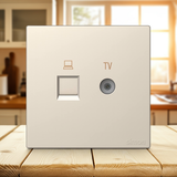 Bộ Ổ Cắm Tivi Và Mạng CAT6 Vuông Màu Sâm Panh Simon S6 585302-46 - Tích hợp cả cổng tivi và cổng mạng RJ45 CAT6, tối ưu hóa không gian và tiện í