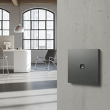 Bộ Ổ Cắm TV Vuông Màu Xám Simon M7 Gem Diamond Gray Mã 665111G-4D-Thiết kế chuẩn vuông 86mm giúp dễ dàng thi công và lắp đặt. Bề mặt kính phủ Nano AF không bám bụi
