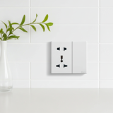 Bộ Ổ Đơn 2 Chấu Và Ổ Đa Năng Kèm Công Tắc Vuông Màu Trắng Simon S6 581080 - Tiện lợi với 3 chức năng trong 1