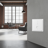 Bộ Phát Wifi 5 Âm Tường Vuông Màu Trắng Simon M7 Gem Diamond White Mã 66E748G-4F-Sử dụng nguồn điện qua dây mạng (POE) giúp loại bỏ hoàn toàn dây nguồn 220V nguy hiểm