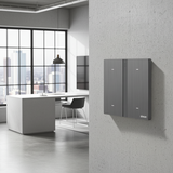 Công Tắc Ba Thông Minh Simon M7 Metal Màu Xám Grey 66E8003MTY-2B - dễ dàng định vị và thao tác trong điều kiện thiếu sáng