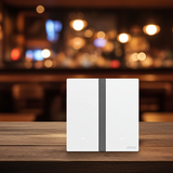 Công Tắc Đôi Thông Minh Simon M7 Metal Màu Bạc Silver 66E8002MTY-2A - Thiết Kế Kim Loại Bạc Tinh Tế và Hiện Đại