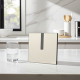 Công Tắc Đơn Thông Minh Simon M7 Metal Smart Màu Vàng (Gold) 66E8001MTY-2C - Khẳng Định Phong Cách Với Simon M7 Metal Smart Vàng Gold