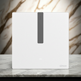 Công tắc thông minh vuông Simon M7 Metal Smart Màu Bạc (Silver) 66E8001MTY-2A (2)