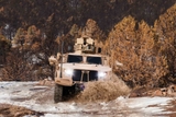 Phân tích Khả năng Vượt Địa hình của Humvee và Oshkosh JLTV: Những Mãnh thú Chiến trường