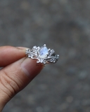 Nhẫn Vương Miện Đá Moonstone De Luna