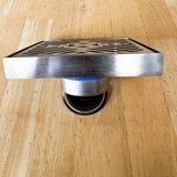 Phễu thoát sàn Luxta LS706 lưỡi gà phi 90