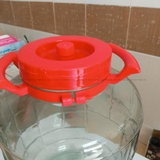 Bình Thủy Tinh Ngâm Rượu 35 Lít Nắp Nhựa Quai Xách