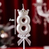 Nến số 8 vương miện bạc