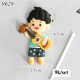 SLC-Silicon bé trai áo xanh chơi đàn TQ