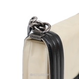 CHANEL BOY FLAP BAG BICOLOR CALFSKIN