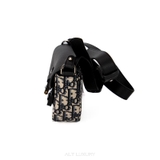 Dior Mini Saddle Bag Strap ‘Beige Dior Grained’ – Biểu tượng Parisian với phiên bản tối giản tinh tế