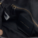 Marc Jacobs Túi đeo vai màu đen
