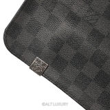 LV DISTRICT PM MESSENGER BAG
