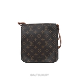 LOUIS VUITTON MUSETTE