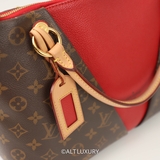 LV V TOTE MM