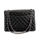 Chanel Classic Maxi Single Flap – Biểu tượng đỉnh cao của sự sang trọng