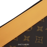 LOUIS VUITTON POCHETTE VOYAGE SOUPLE