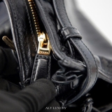 Prada Bonnie Medium Naplak Patent Leather Handbag – Sang trọng & cá tính