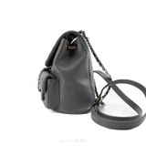 Chanel Gray Quilted Calfskin Medium Duma Pockets Drawstring Backpack – Sang trọng & tiện dụng trong từng chi tiết