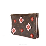 Ví / Clutch Louis Vuitton Monogram Flower Appliqué