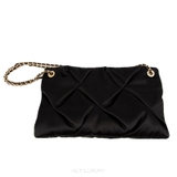 Chanel Large Pouch Bag – Tối giản & Sang trọng đậm chất Parisienne