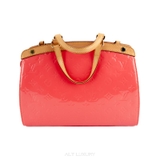 Louis Vuitton Brea MM Vernis – Sang trọng, thanh lịch pha chút cổ điển