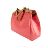 Louis Vuitton Brea MM Vernis – Sang trọng, thanh lịch pha chút cổ điển