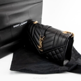 Saint Laurent Small Black Clutch – Tinh tế trong từng chi tiết, biểu tượng của sự sang trọng Parisienne