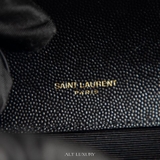 Saint Laurent Small Black Clutch – Tinh tế trong từng chi tiết, biểu tượng của sự sang trọng Parisienne
