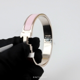Hermès – Clic H Bracelet (Palladium / Pink Enamel)